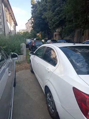Vând Chevrolet Aveo T 300 - imagine 3