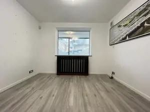 Spațiu pretabil sediu firmă sau activitate comercială - Tomis II - imagine 4