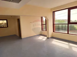 Spațiu comercial de 1000 mp de vânzare în zona Unirii Sud - imagine 12