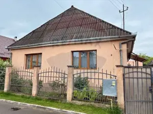 Casă / Vilă cu 5 camere de vânzare în zona Nord-Vest - imagine 2