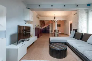 Apartament tip duplex, 4 camere, 200mp, Cartier Cupidon