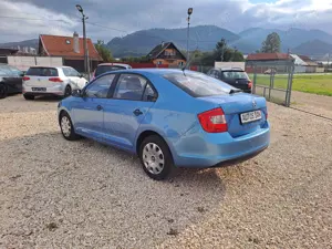 Skoda Rapid 2013 - imagine 4