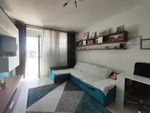 Apartament 3 Camere 72MP Sector 4 Piata Resita Renovat - imagine 2