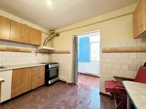 Apartament 3 camere decomandat, spatios, situat in cartierul Mazepa 2. - imagine 5
