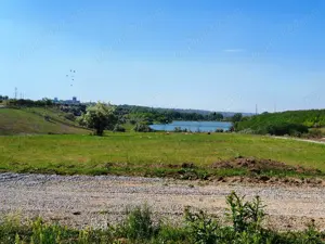 Teren pentru gospodaria ta 873mp in Sat Costi spre Lacul Vanatori