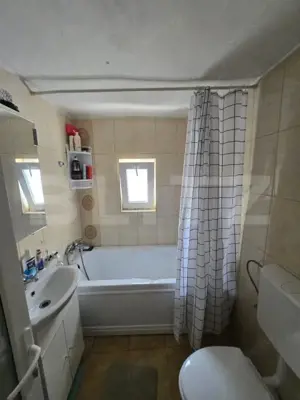 Casa cu 3 camere, 100 mp, zona centrala - imagine 13