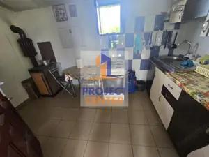 Casa de vacanta, mobilata si utilata - Mosoaia - imagine 6