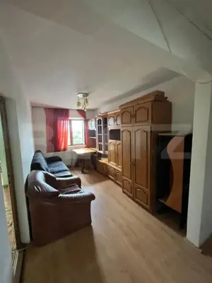 Apartament de vanzare, decomandat, 3 camere, 60 mp, Micro 3  - imagine 2 Apartament de vanzare, decomandat, 3 camere, 60 mp, Micro 3  - imagine 2