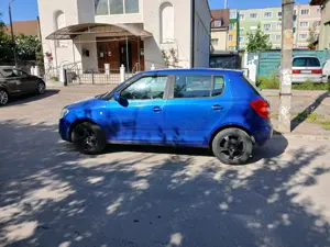 Vând Skoda Fabia 1.2 Benzina