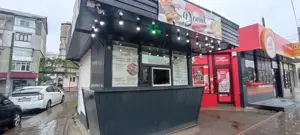 Vând chioșc capăt 1