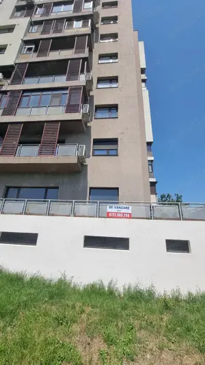 Vand spatiu pretabil birouri, servicii, situat in pitesti, craiove - imagine 9