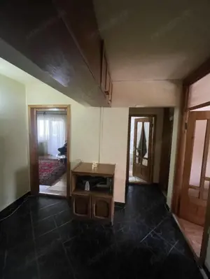 Apartament de vanzare cu 3 camere, 67mp, zona Moldovei cu garaj sub bloc