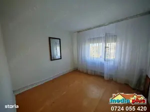 Vânzare apartament 4 camere, Micro 39   Centrală termică, hidroizolație, 53.000  Euro - imagine 4