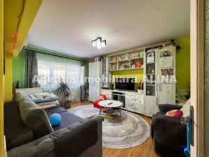 Ap. 3 camere in Deva, zona Astoria, 70 mp, decomandat, etaj 3. - imagine 12