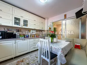 Ap. 3 camere in Deva, zona Astoria, 70 mp, decomandat, etaj 3. - imagine 20