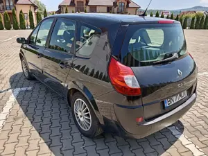 Renault Megane Scenic  - imagine 5