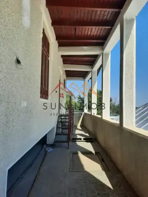 Casa tip conac, teren 4000 mp, finisaje deosebite, garaj, Prahova - imagine 5