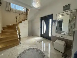 Cornu de Jos  Doua  case moderne, crama la subsol, prosumator - imagine 14