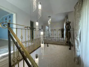 Cornu de Jos  Doua  case moderne, crama la subsol, prosumator - imagine 18