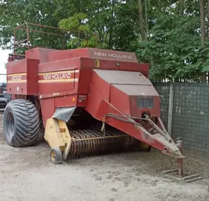 Vand presa balotat inalta densitate New Holland 2000