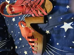 Sandale Versace  1969ABBIGLIAMENTO sportivo srlMilano Italia - imagine 3