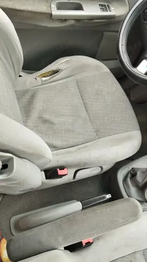 Vând  dezmembrez Ford Galaxy 1.9tdi an 2003 800euro - imagine 8