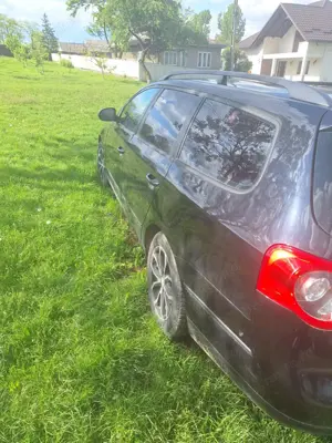 Volkswagen Passat 2009 - imagine 4