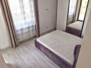 Apartament  3 camere Calea Romanului  lux et.2 paracare - imagine 4