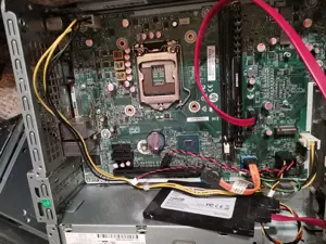 Sistem PC HP ProDesk 400 G5 SFF Pentium Gold G5420 16 Gb DDR4 Ssd 128 cu Licenta Win 10 Pro - imagine 3