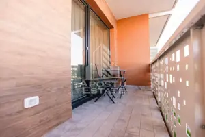 Apartament cu 3 camerere, mobilat de lux parcare subterana si piscina. - imagine 20