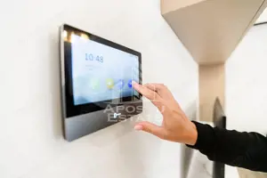 Apartament cu 3 camerere, mobilat de lux parcare subterana si piscina. - imagine 18