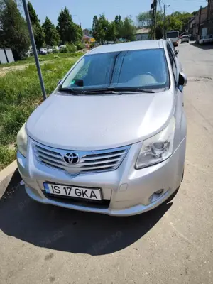 Toyota AVENSIS D-CAT 2.2 diesel 2009