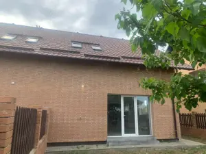 Casa zona Damila , suprafață utila 115 mp , teren 277 mp - imagine 2