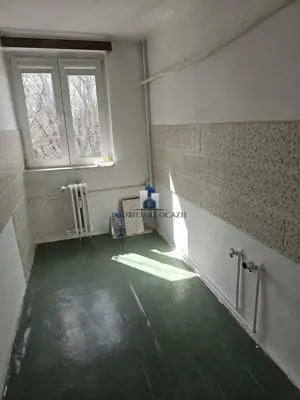 Vanzare Apartament 2 camere Decomandat Emil Racovita - imagine 9