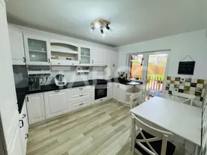 Casa deosebita de vanzare cu 4 camere Sura Mare Sibiu - imagine 3