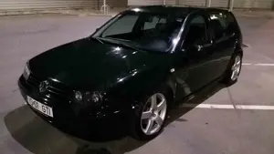 VW Golf GTI 1.8T Exclusive - imagine 3