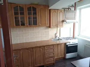 Garsoniera de inchiriat zona Gruia