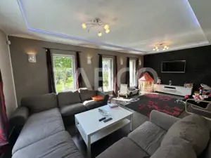 Casa de vacanta moderna Valea Avrigului teren 1108 mp dotari premium - imagine 3