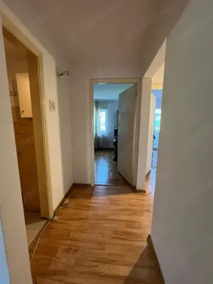 Apartament 3 camere, 67 mp utili, etaj 2din 3   zona Spălătoria Oituz - imagine 4