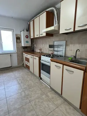 Apartament 3 camere, 67 mp utili, etaj 2 3   zona Spălătoria Oituz