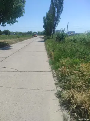 vand teren 1000 mp Navodari