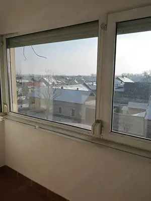 SCHIMB apartament 4 camere in bloc Digi Nadlac - imagine 12