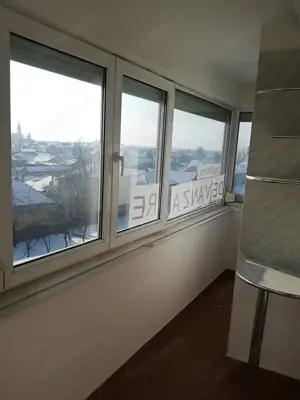 SCHIMB apartament 4 camere in bloc Digi Nadlac - imagine 11