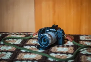 Aparat Mirorles Olympus  mk1 cu obiectiv Zuiko 40-150.