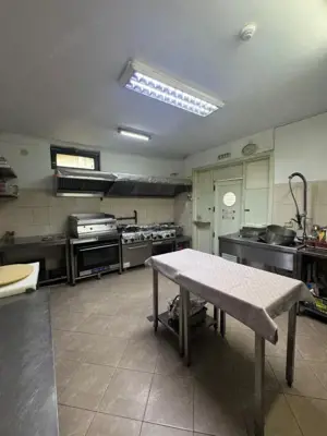 Hotel 21 camere cu  restaurant , Radauti - imagine 12