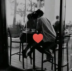 Cuplu plăcut și experimentat (bărbat 38, femeie 36) s-a întâlnit cu mare plăcere