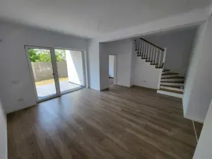COMISION 0%. Duplex in Braytim. Asfalt. Langa Musicescu.