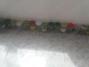 Vand borcane cu capace de 350 gr si de 700 grame