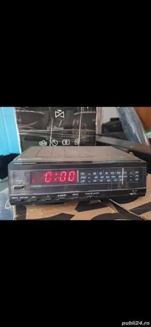 Ceasuri vintage cu radio