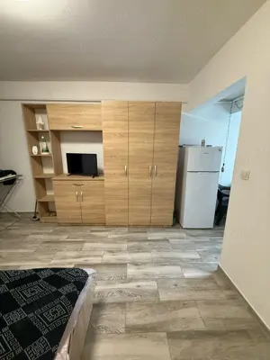 Garsonieră de vânzare